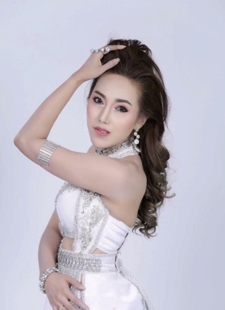 Wah Ini Dia Foto Penyanyi Lagu Wik Wik Wik Bening Gitu Paragram Id Urutan urutan berdasarkan judul urutan berdasarkan tanggal urutan berdasarkan rating. wah ini dia foto penyanyi lagu wik wik