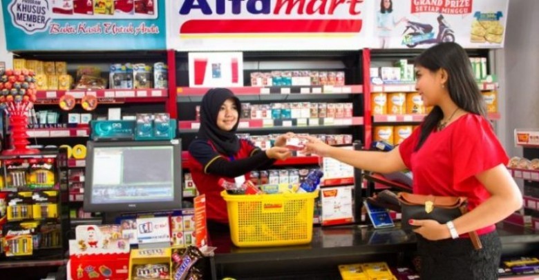 Kepoin Gaji Kasir Alfamart Indomaret Carrefour Lotte Mart Tahun 2020 Paragram Id